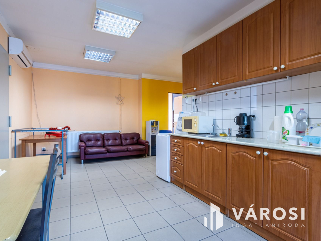 Soroksári úton iparterület eladó, akár működő üzemmel