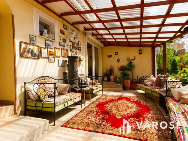 Családi ház hatalmas telekkel Debrecenben