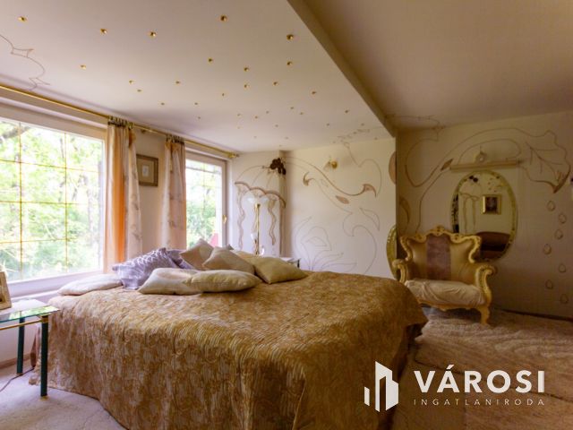 Családi ház hatalmas telekkel Debrecenben