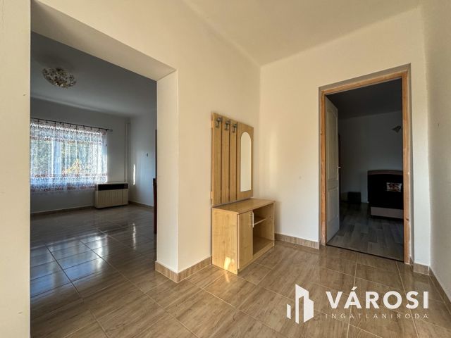 Mátranovákon vendégháznak alkalmas családi ház eladó!