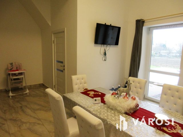 Makói belvárosi igényesen felújított polgári ház!!!