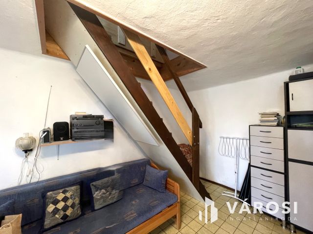 Természetközeli  kis ház nagy kerttel, horgásztó közelében