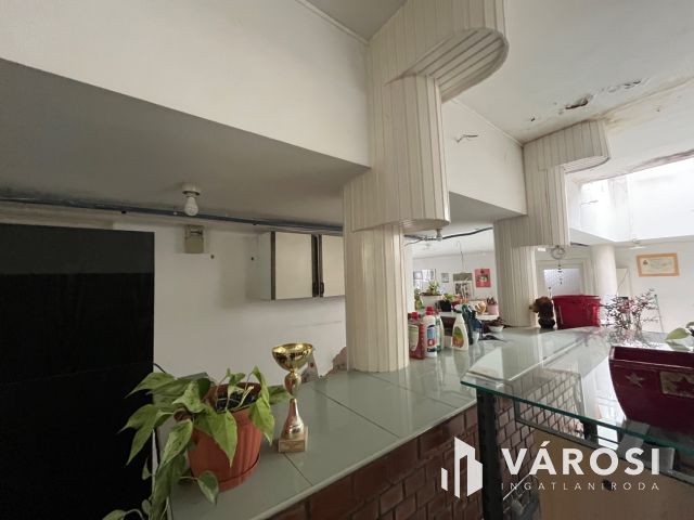 Debrecen, társasház építésére alkalmas ingatlan eladó!