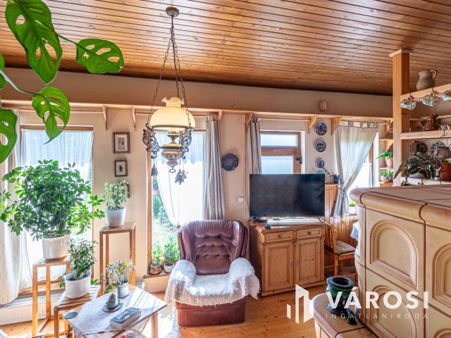 Természetes anyagokból készült családi ház Szatymazon!