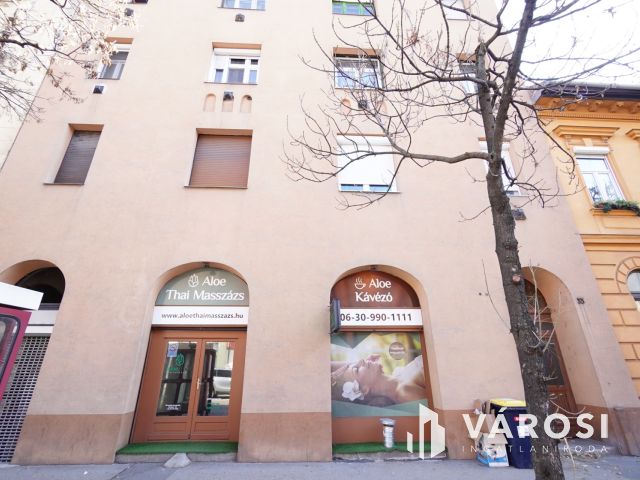 Felújított lakás a Flórián tér szomszédságában!