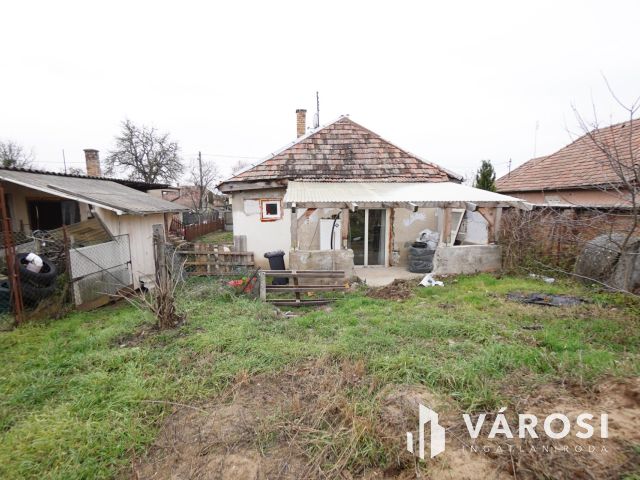 Kilátással a Börzsönyre Letkésen!