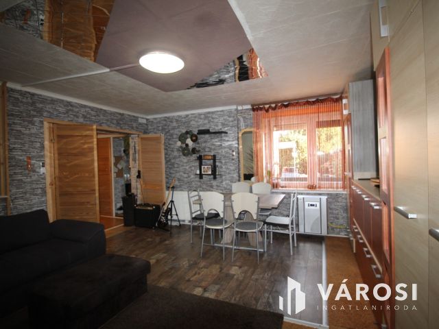 Két generációs ház Tokorcson