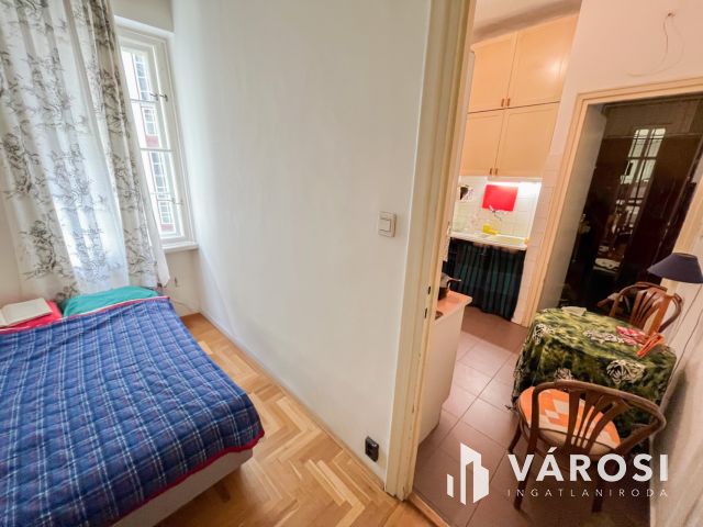 Több lakásra bontható szenzációs elhelyezkedéssel!