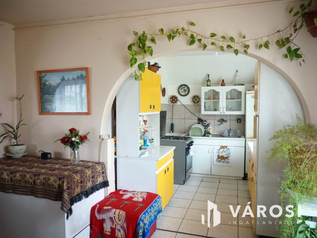 Fiatalos családi ház 2 generáció számára!